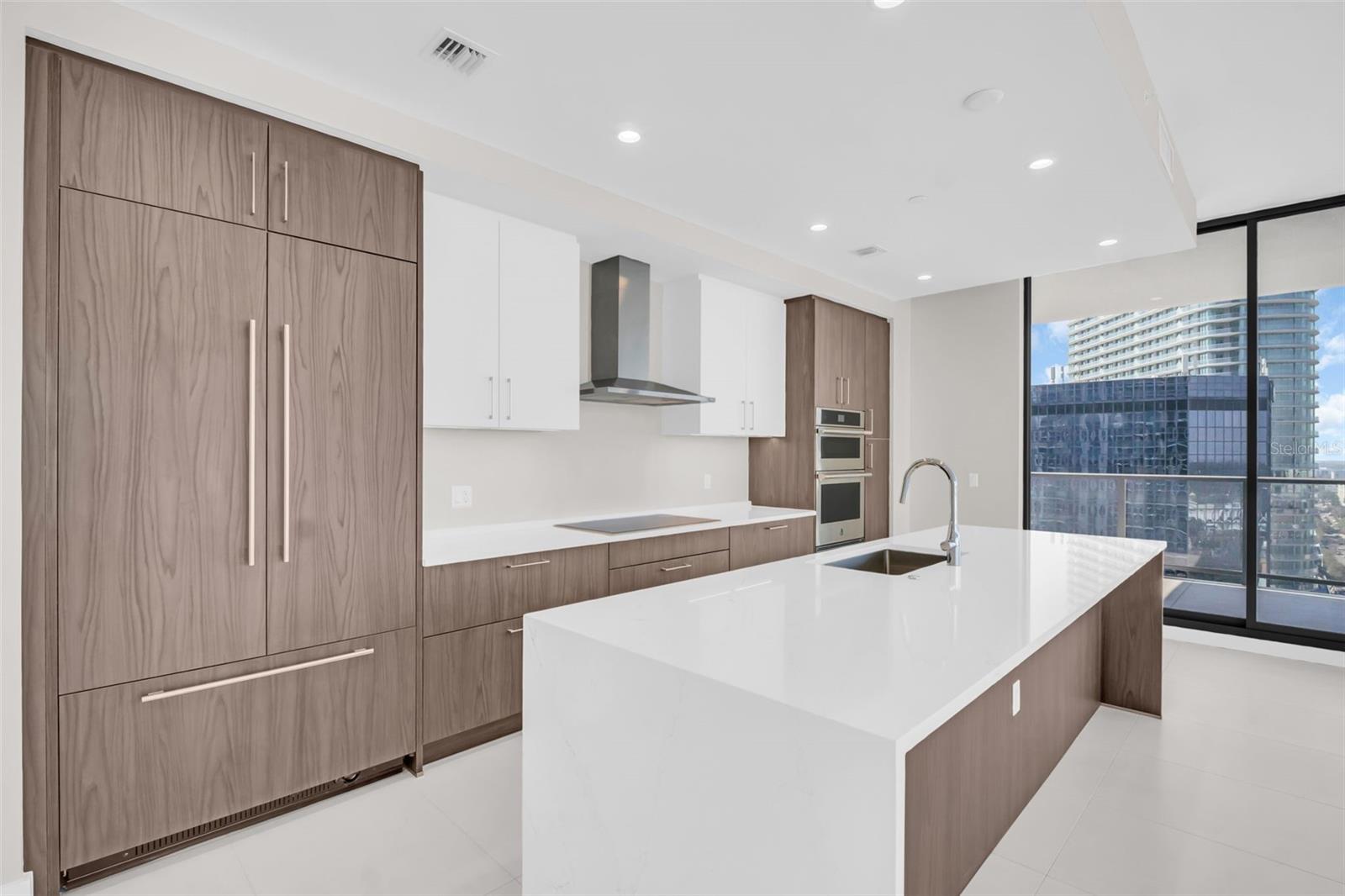 275 1ST AVE S #2001