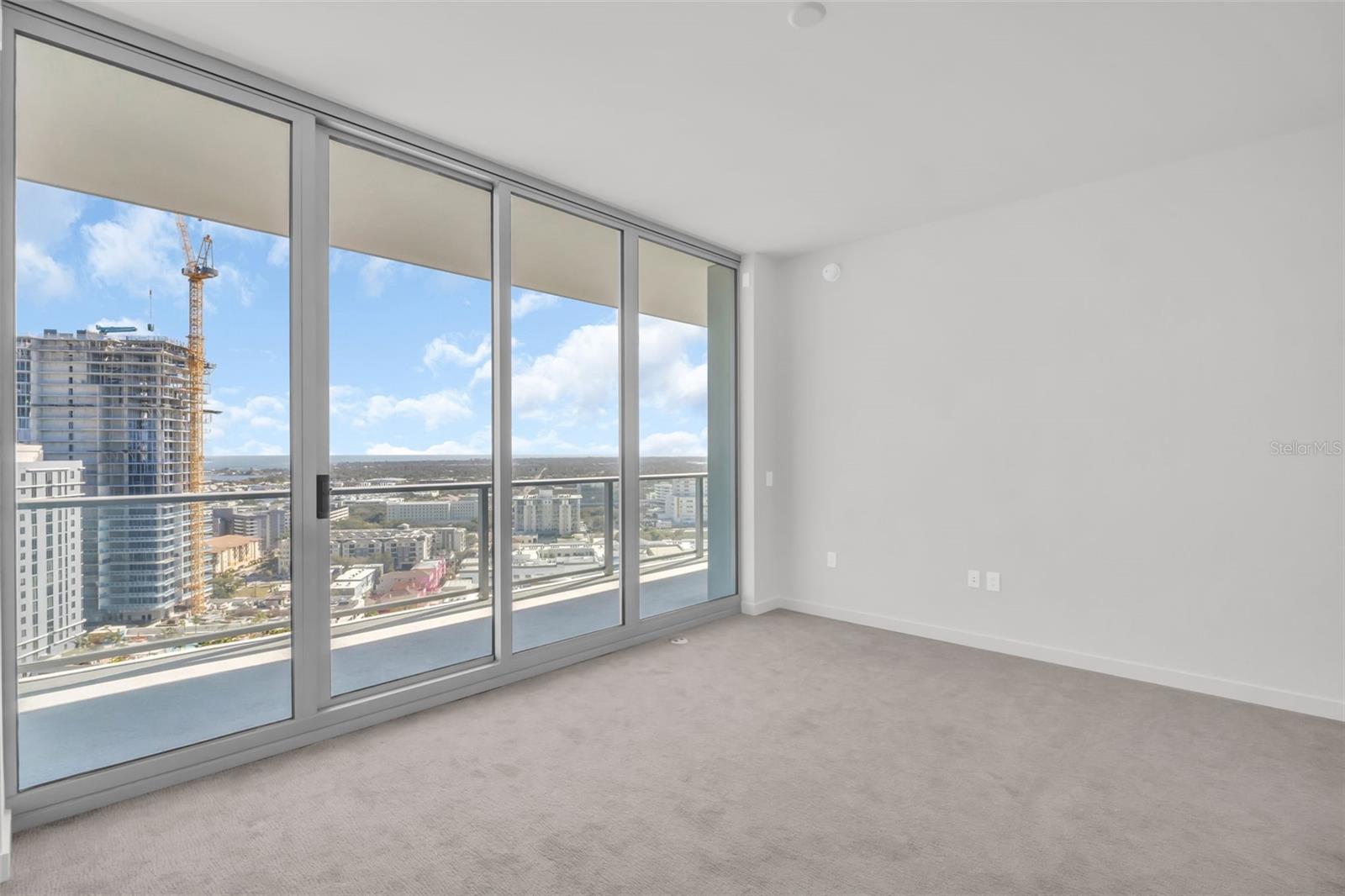 400 CENTRAL AVE #2205