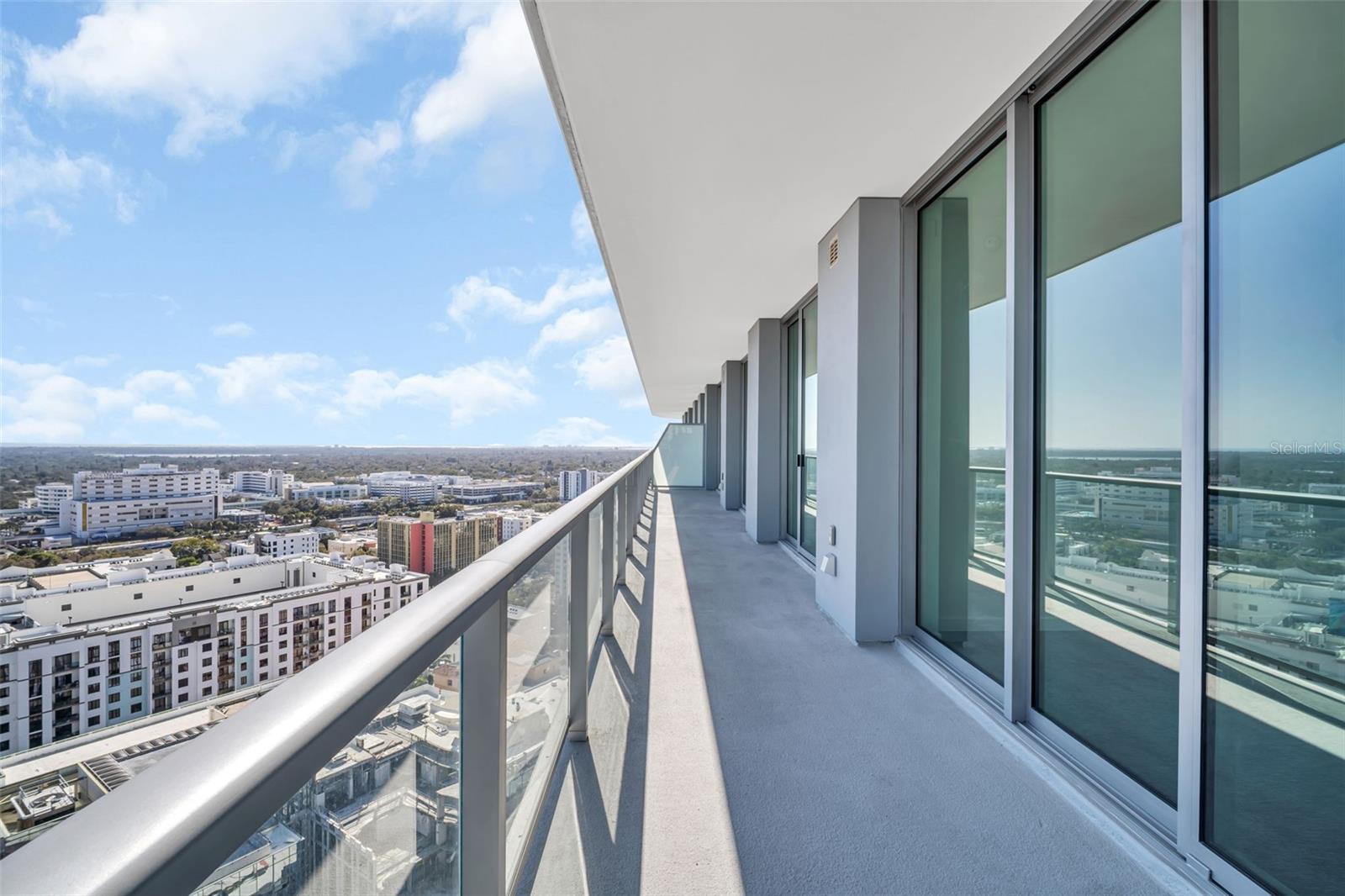 400 CENTRAL AVE #2205