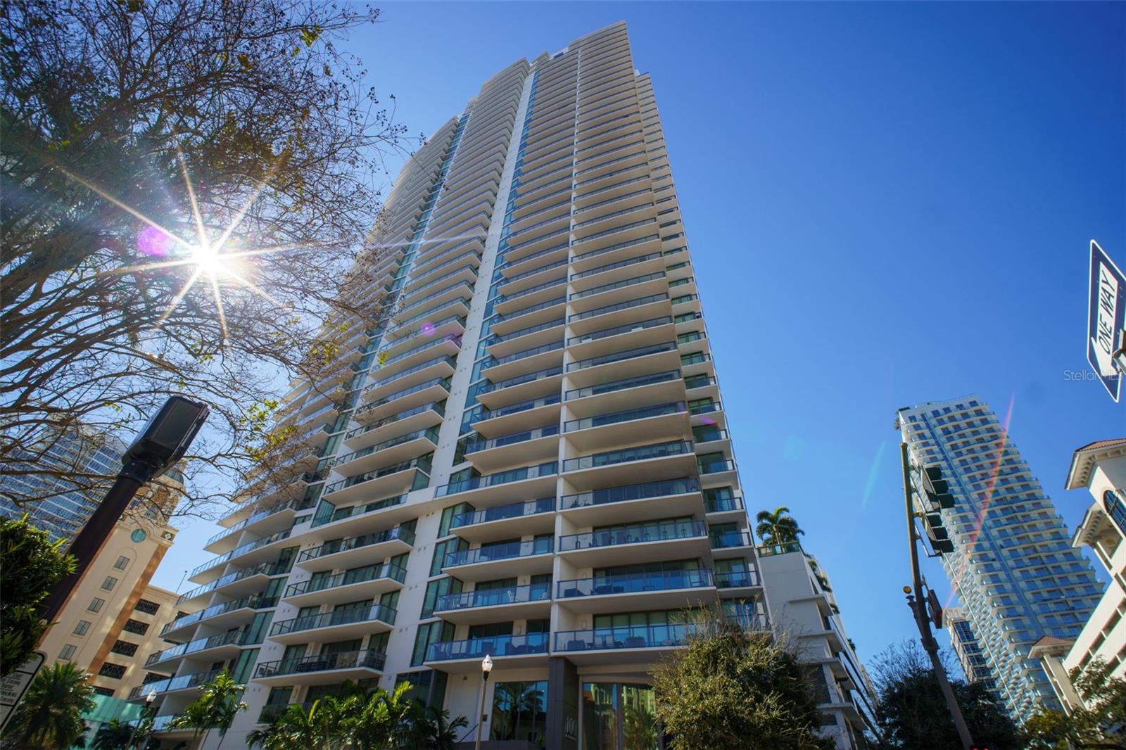 100 1ST AVE N #3404