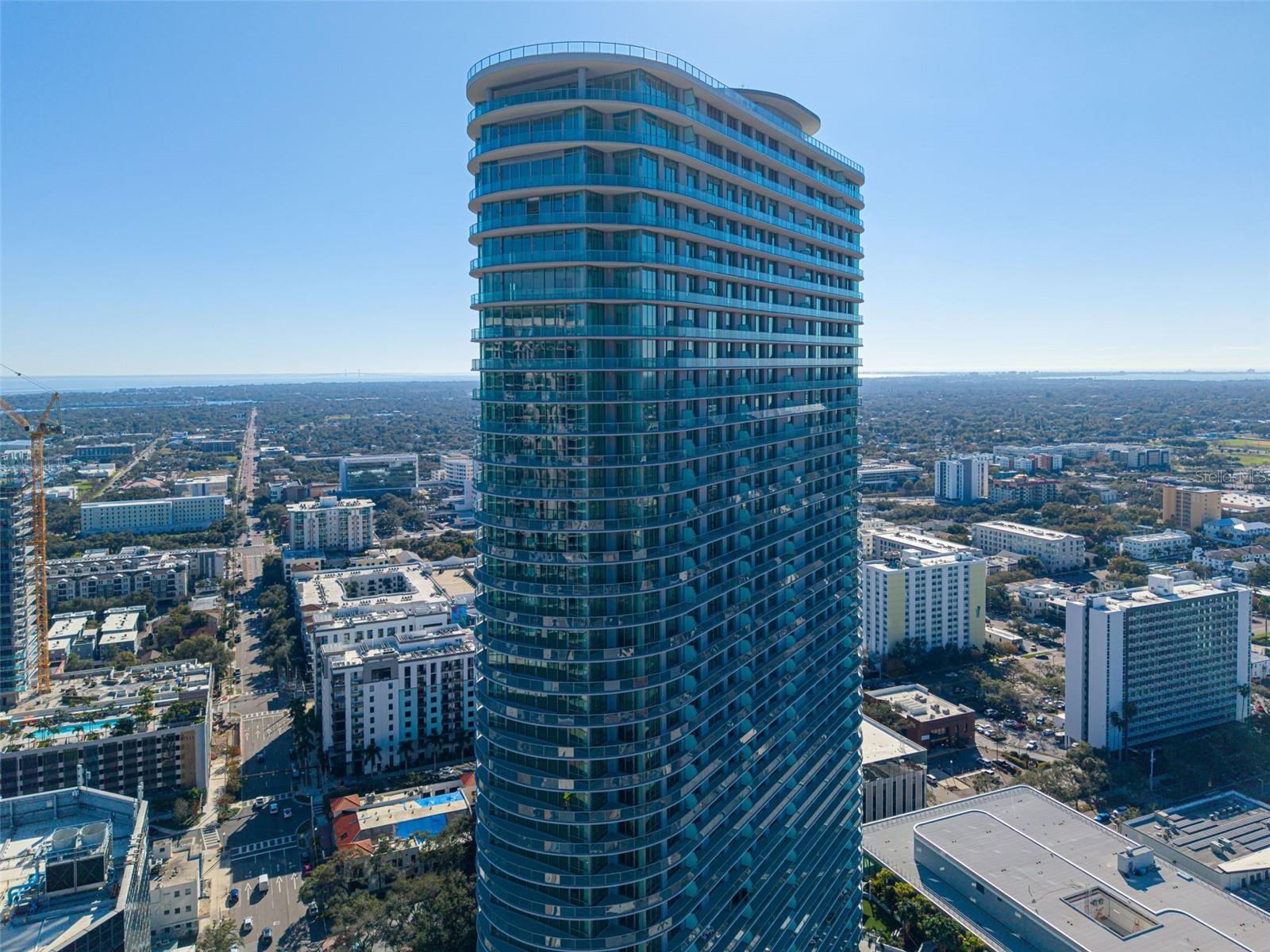 400 CENTRAL AVE #3606
