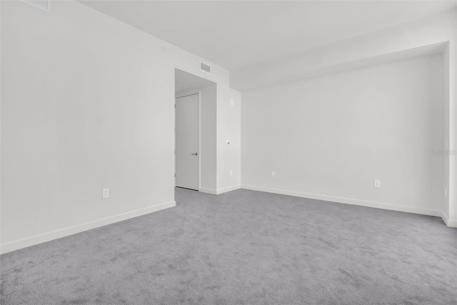400 CENTRAL AVE #3606