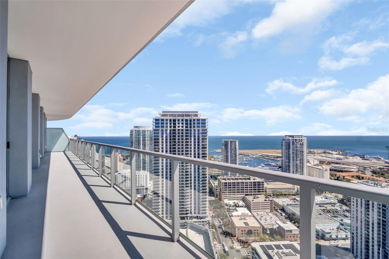 400 CENTRAL AVE #3606
