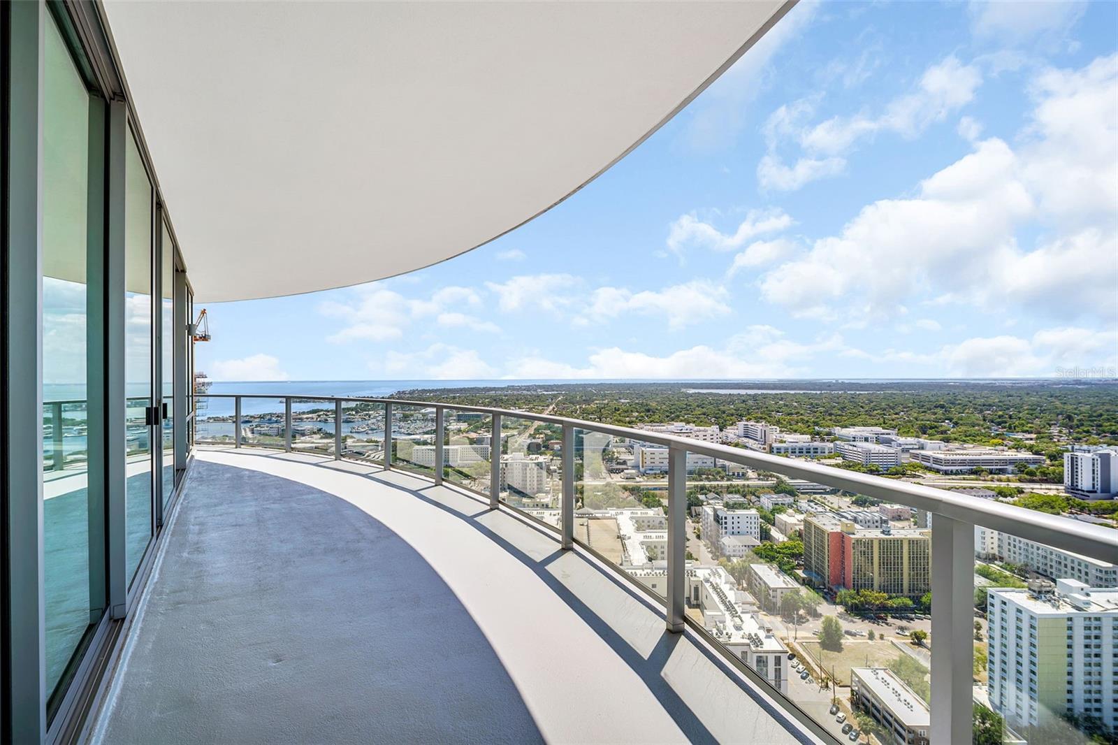 400 CENTRAL AVE #3401