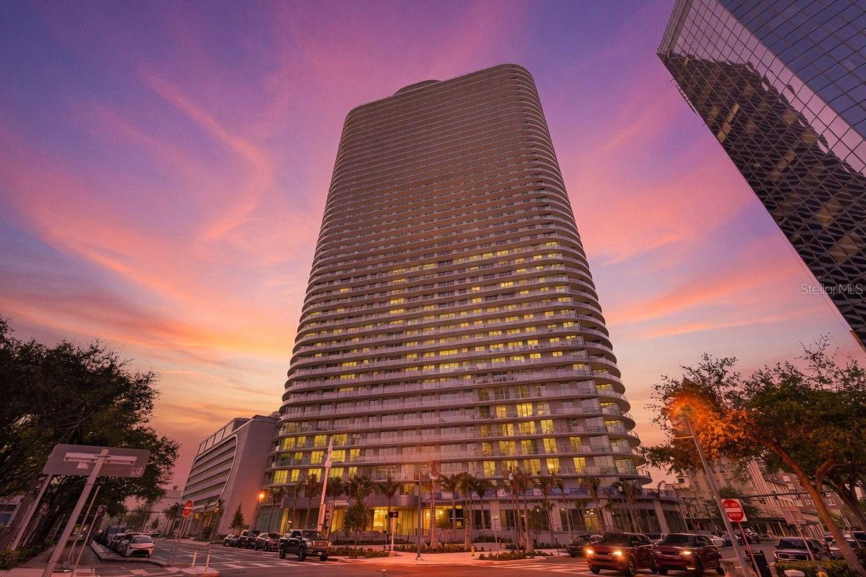 400 CENTRAL AVE #3401