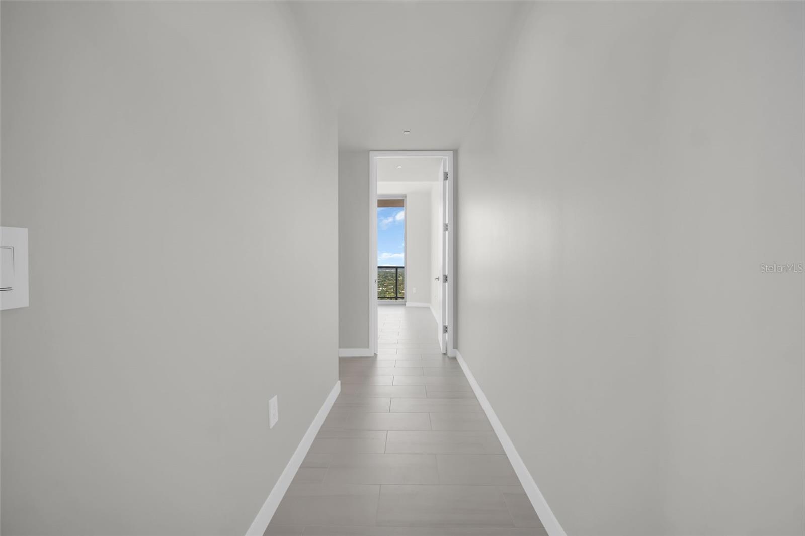 400 CENTRAL AVE #3401