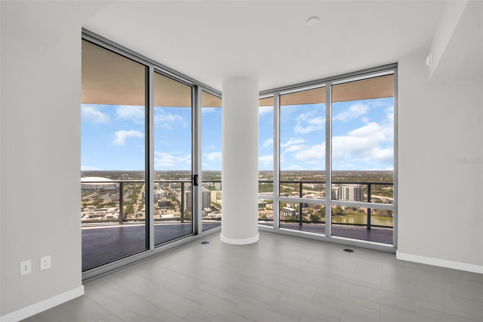 400 CENTRAL AVE #3401