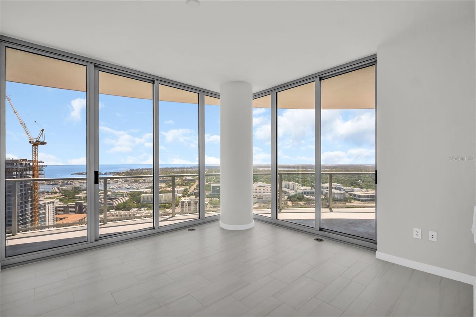400 CENTRAL AVE #3401