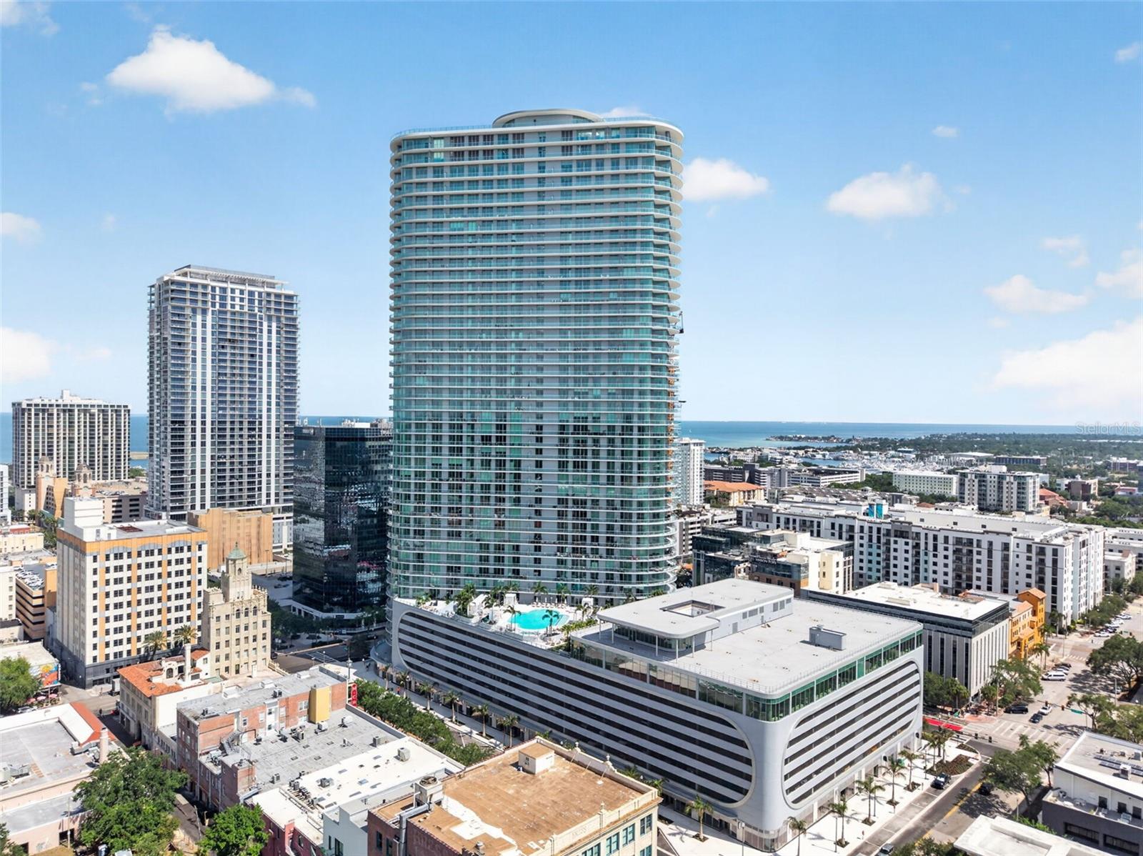 400 CENTRAL AVE #3401