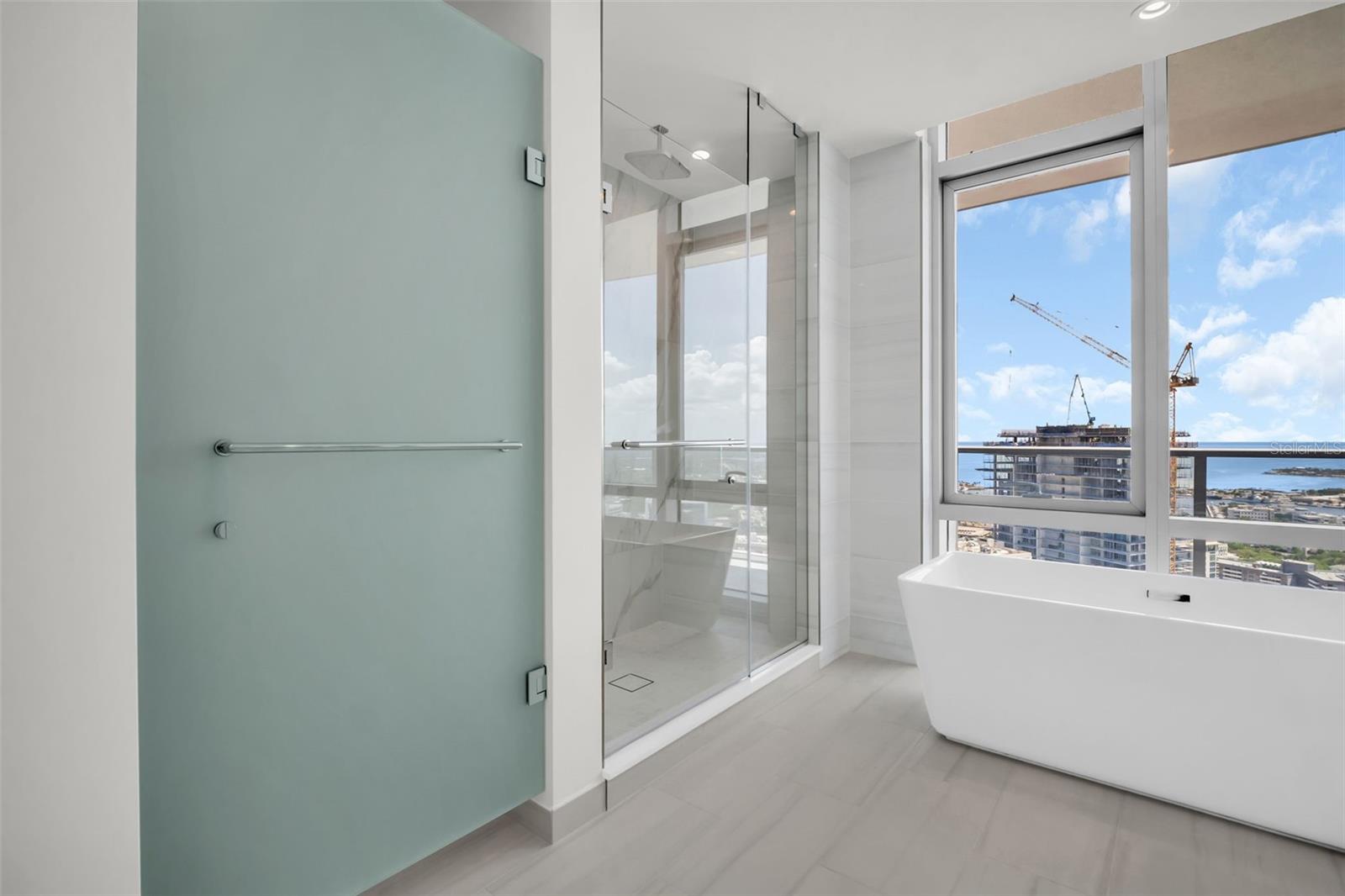 400 CENTRAL AVE #3401