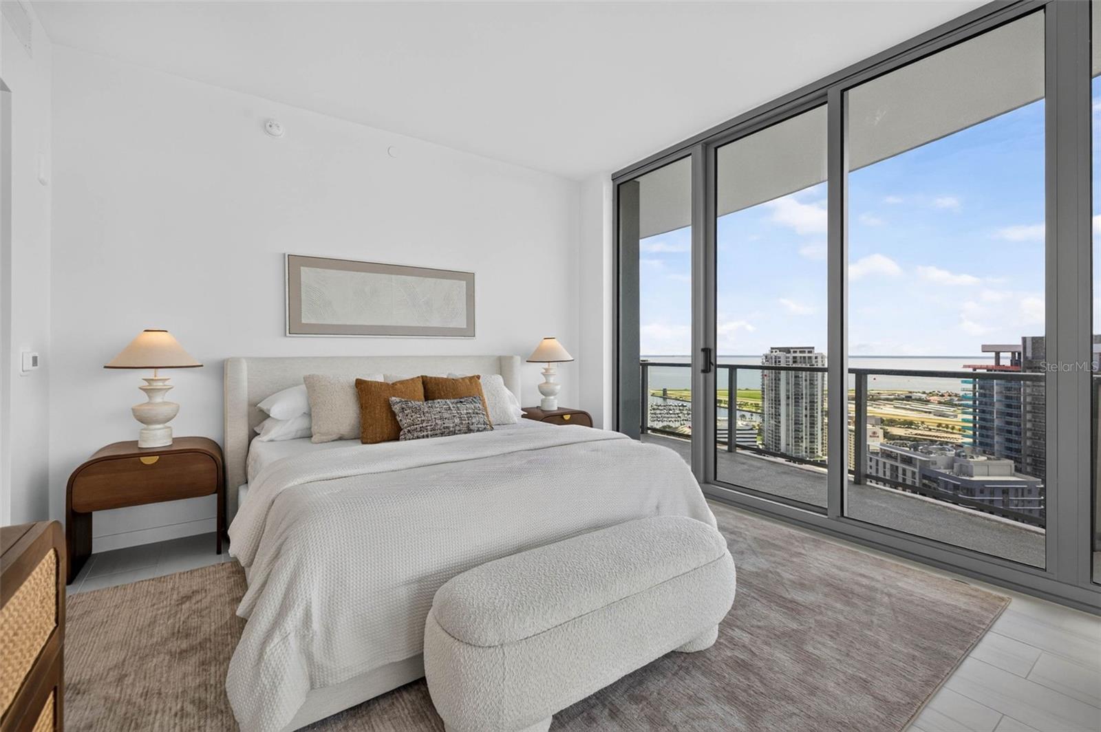 400 CENTRAL AVE #3401