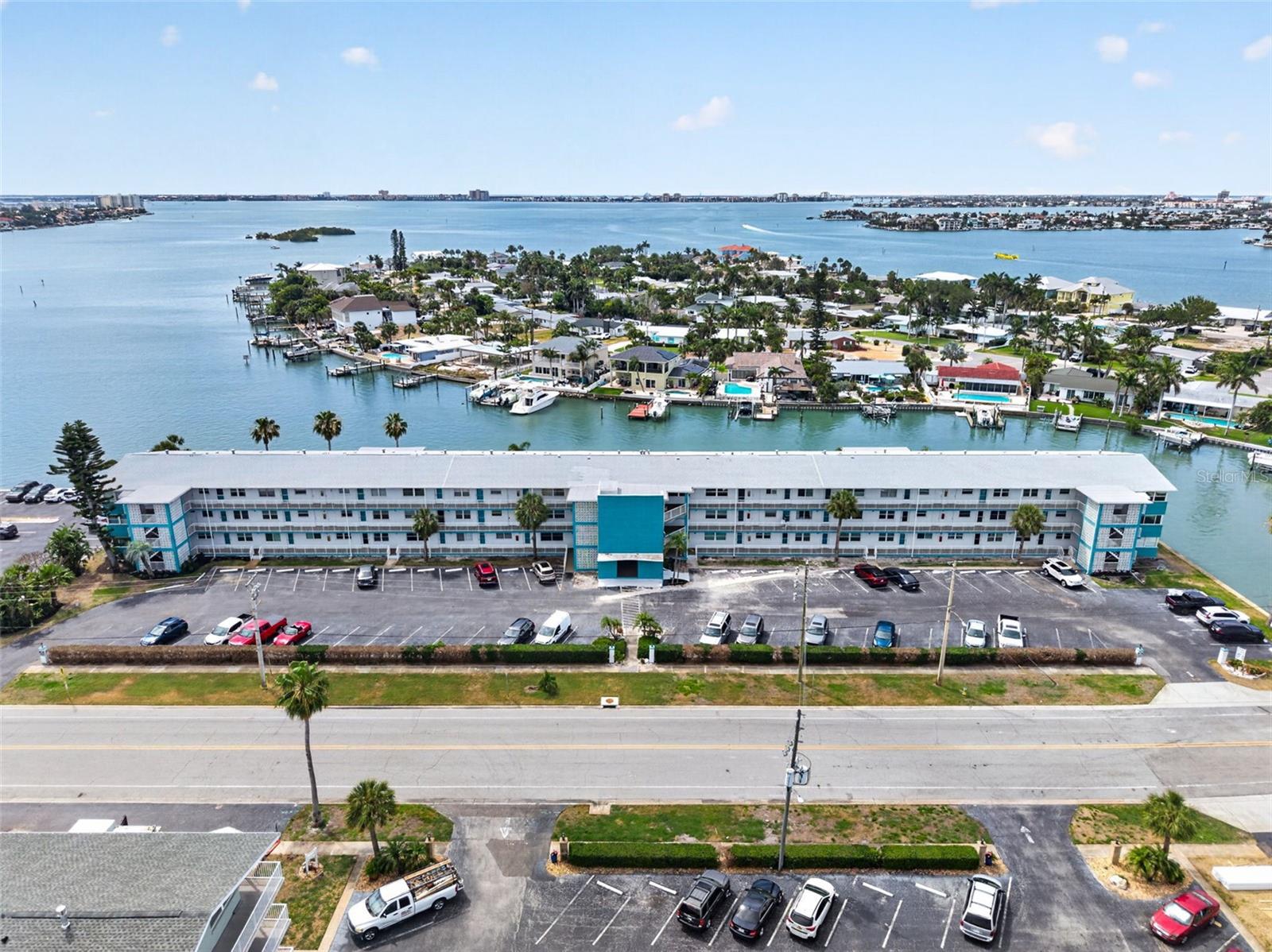 1893 SHORE DR S #214