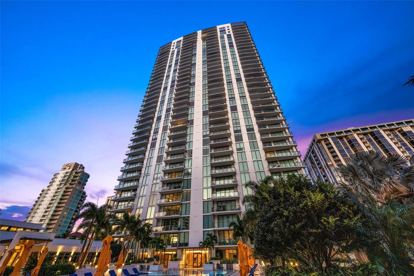 100 1ST AVE N #1603