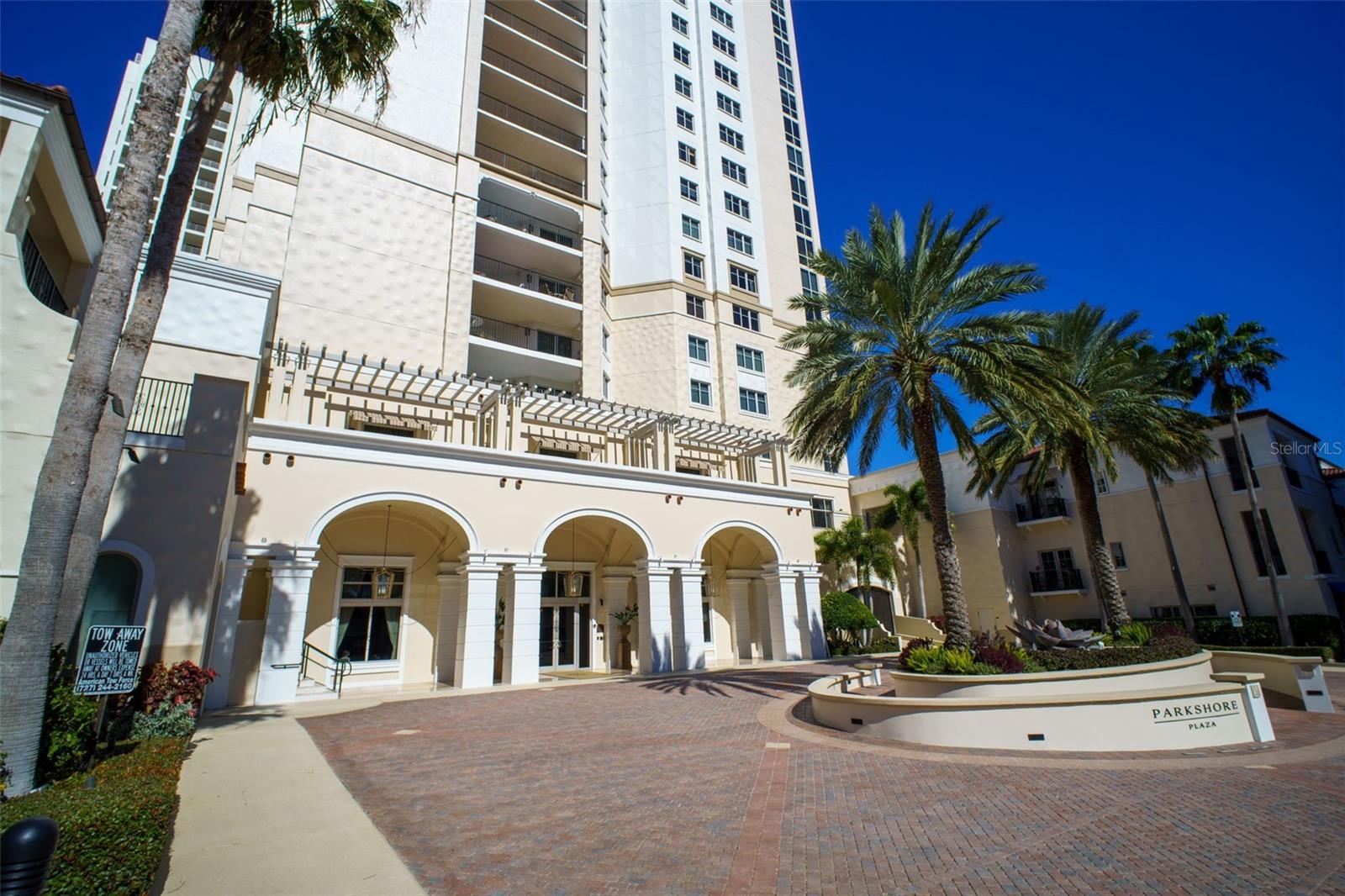 300 BEACH DR NE #2604