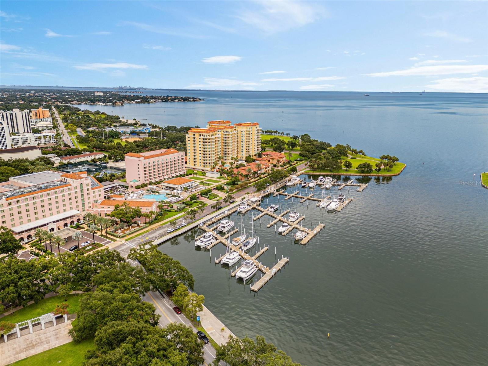 300 BEACH DR NE #2604