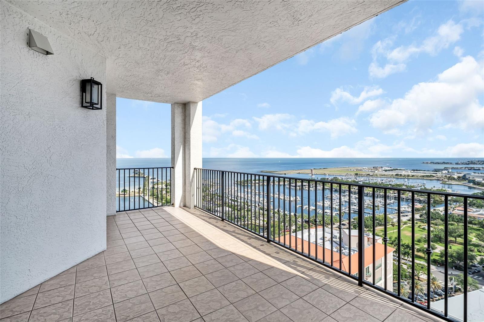 300 BEACH DR NE #2604