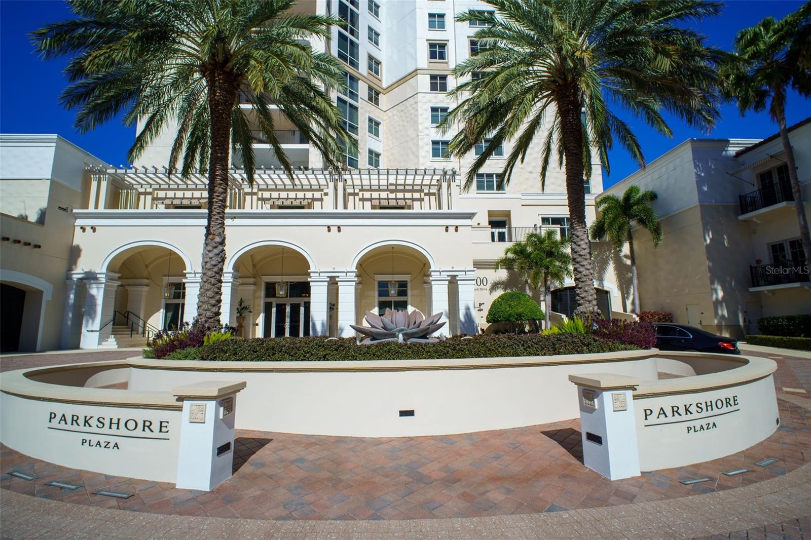 300 BEACH DR NE #2604