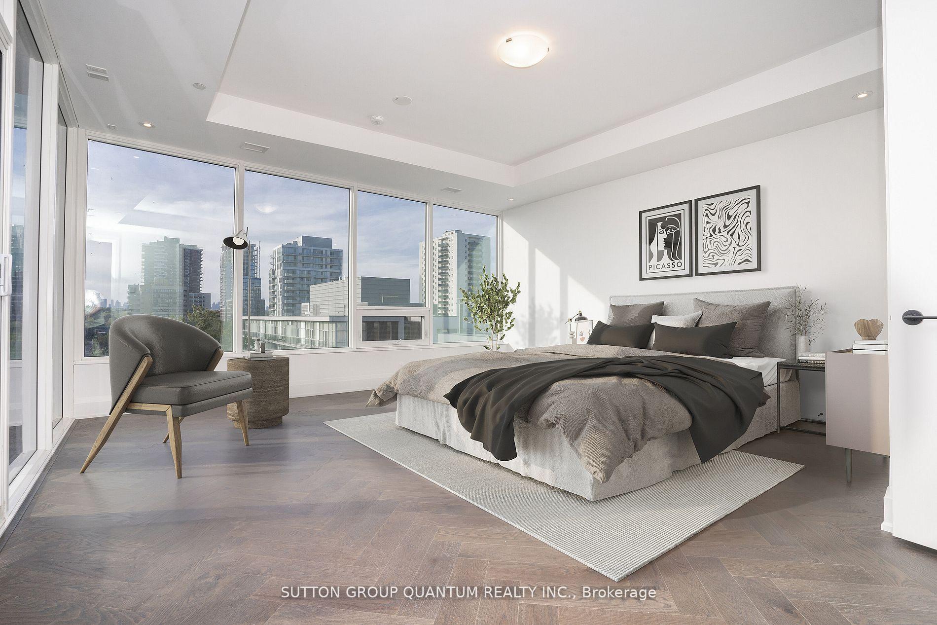 55 PORT Street E 602