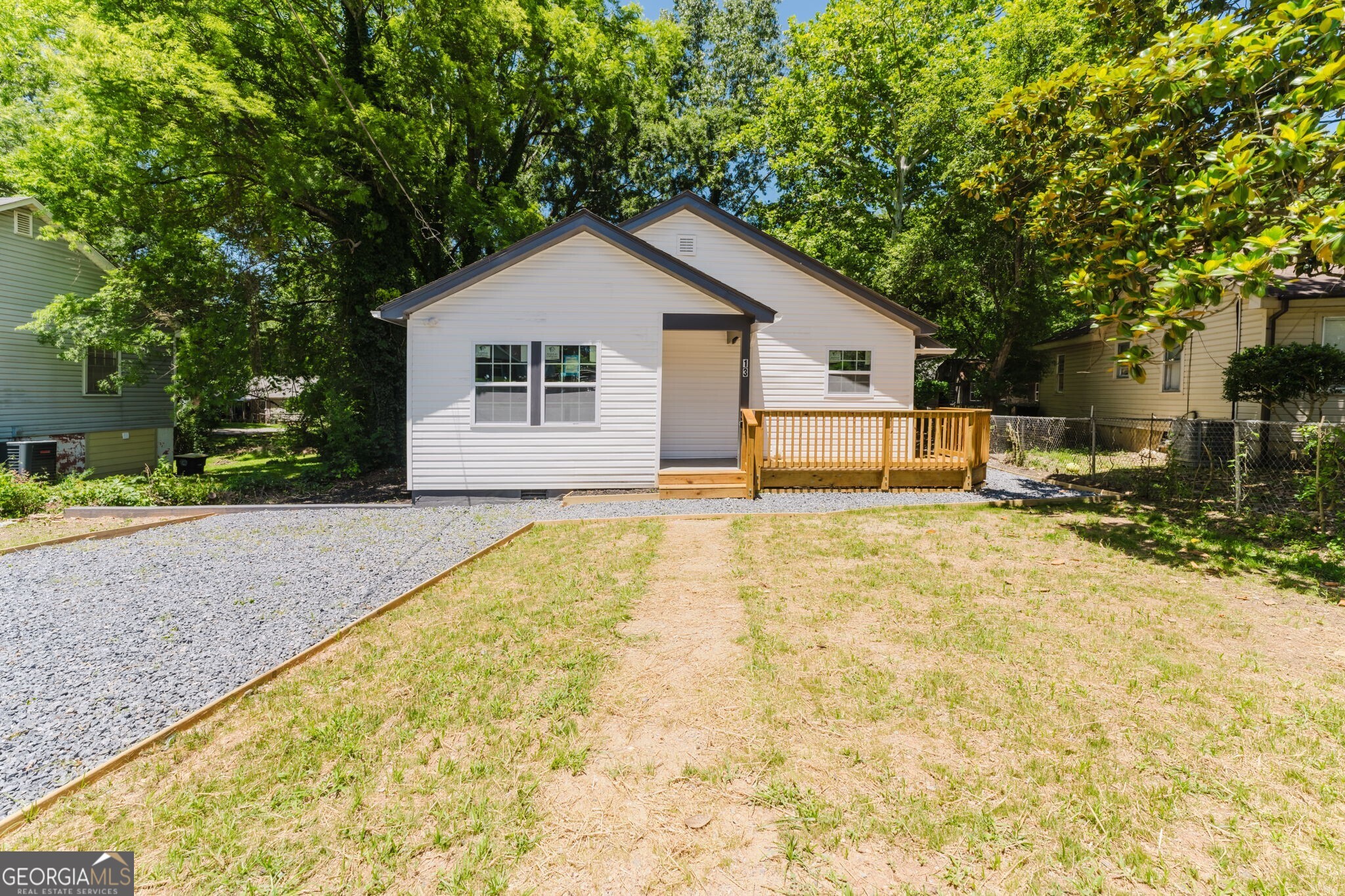 13 Homestead Circle NW