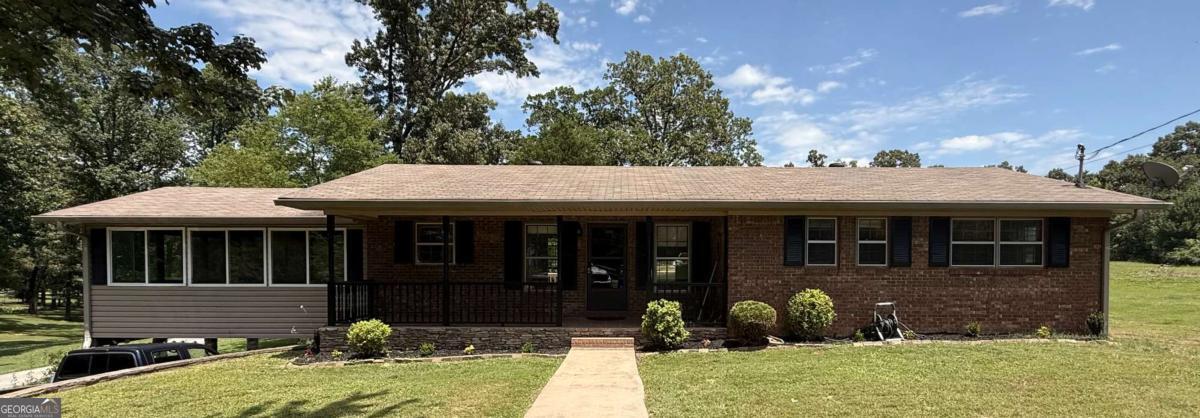 379 Hunt Road NW