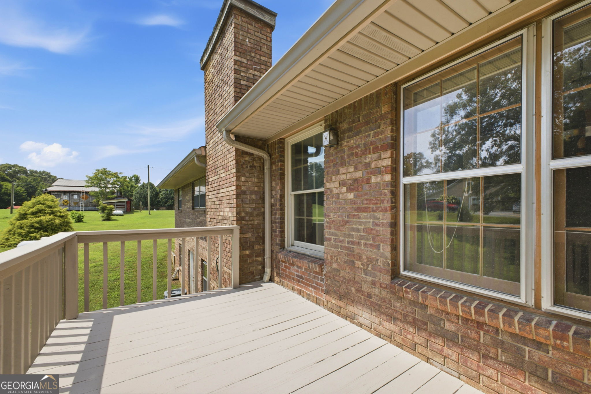 379 Hunt Road NW