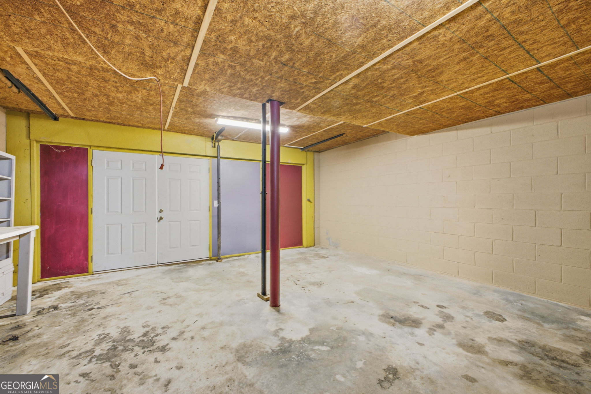 379 Hunt Road NW