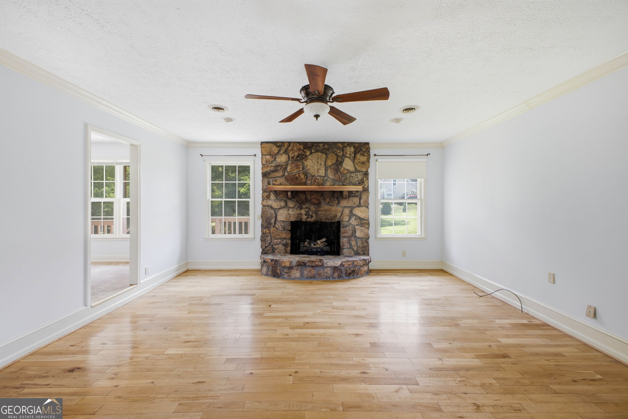 379 Hunt Road NW