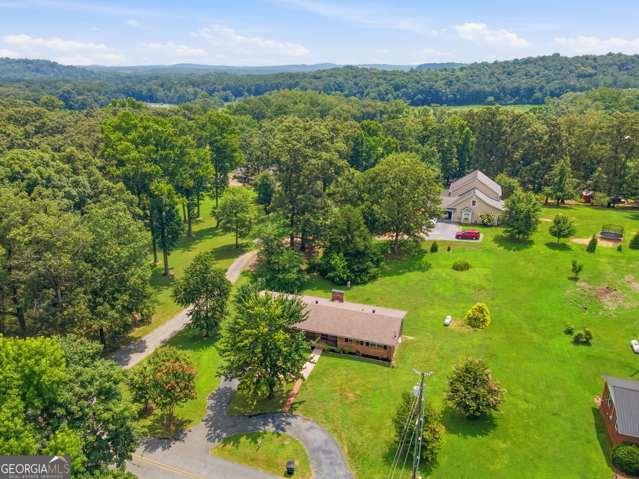 379 Hunt Road NW