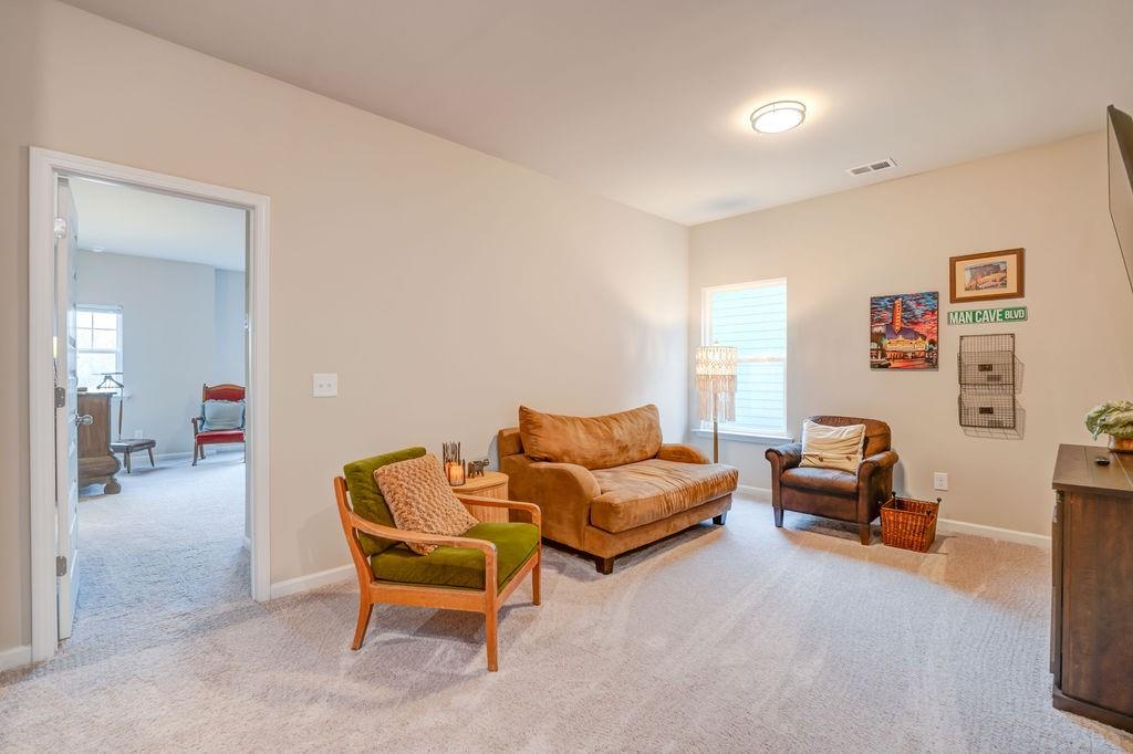 101 Waterside Trail