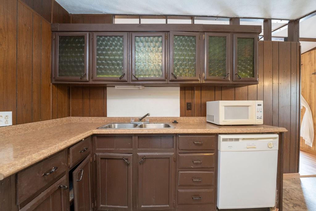 825 Twin Mountain Lake Circle