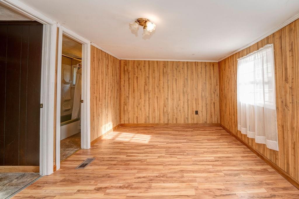 825 Twin Mountain Lake Circle