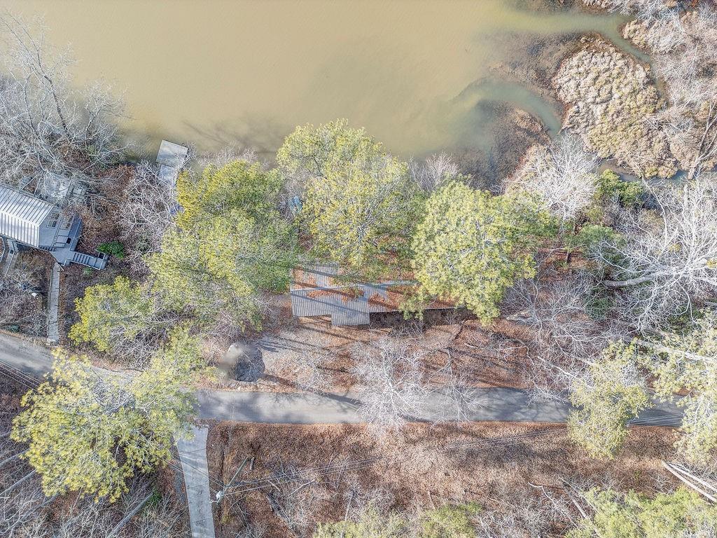 825 Twin Mountain Lake Circle