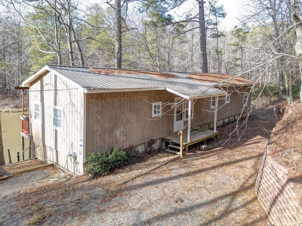 825 Twin Mountain Lake Circle