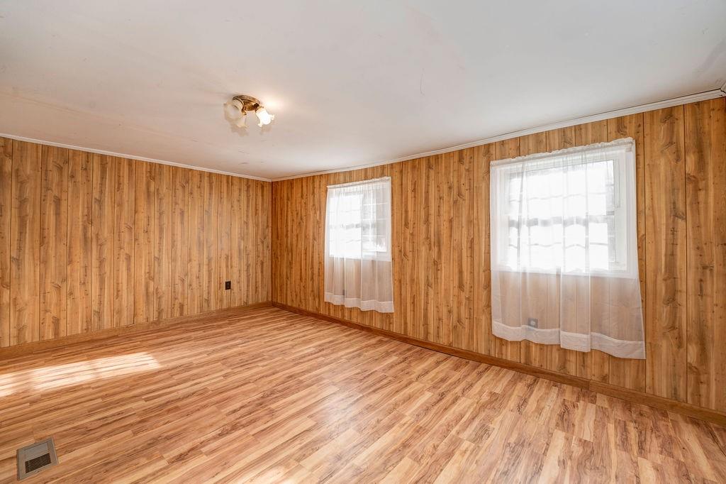 825 Twin Mountain Lake Circle