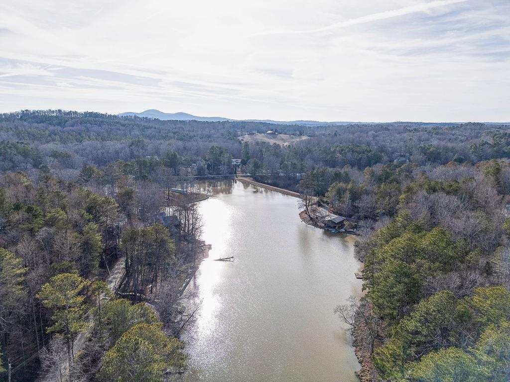 825 Twin Mountain Lake Circle