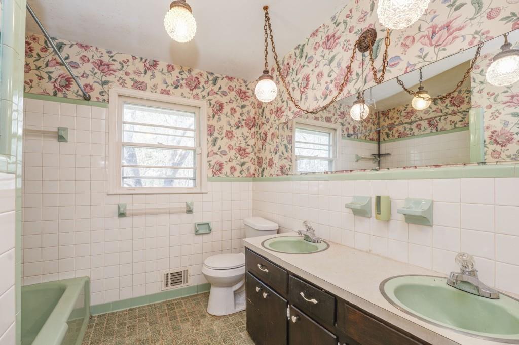 8924 Kelly Bridge Road