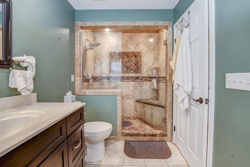 22 Valley Creek Drive SW