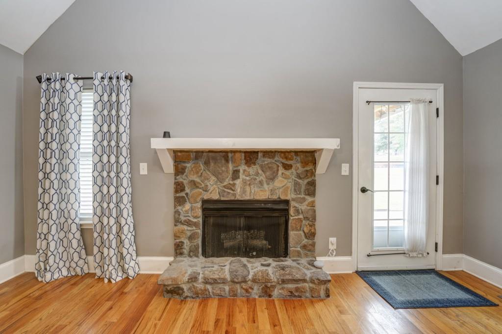 22 Valley Creek Drive SW