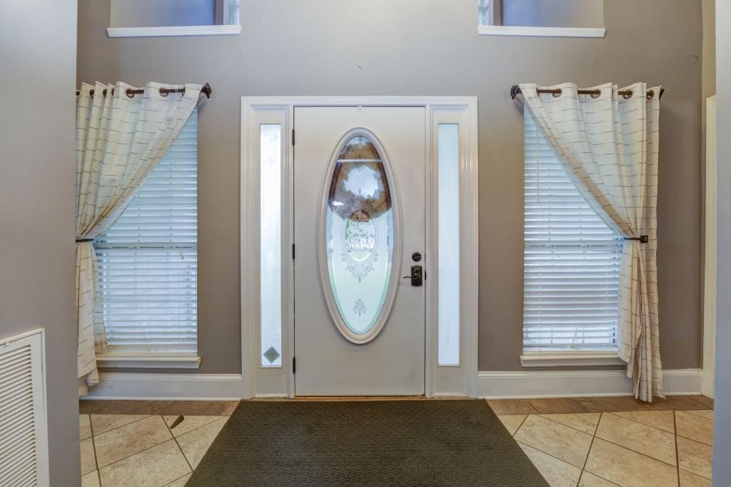 22 Valley Creek Drive SW