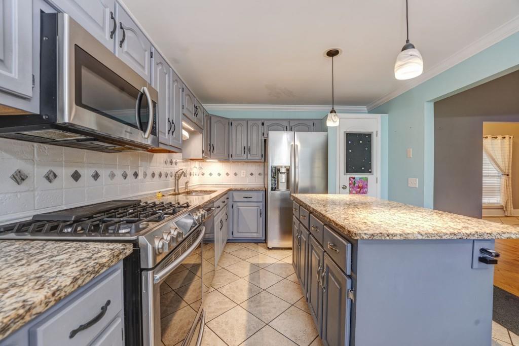 22 Valley Creek Drive SW