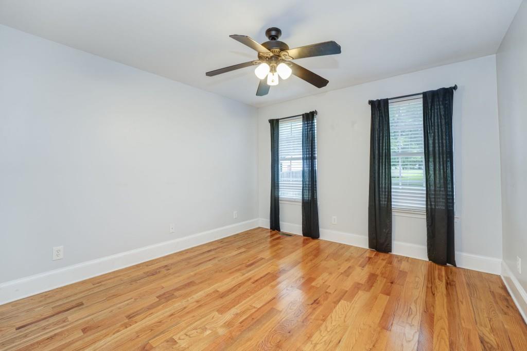 22 Valley Creek Drive SW