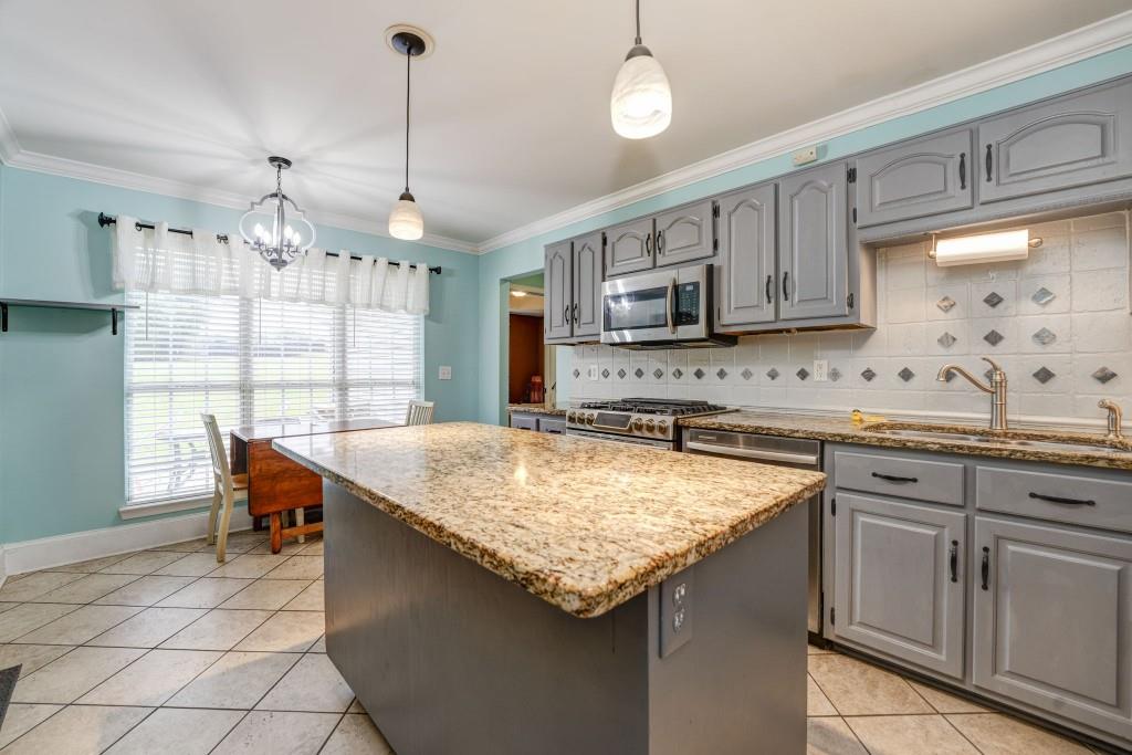 22 Valley Creek Drive SW