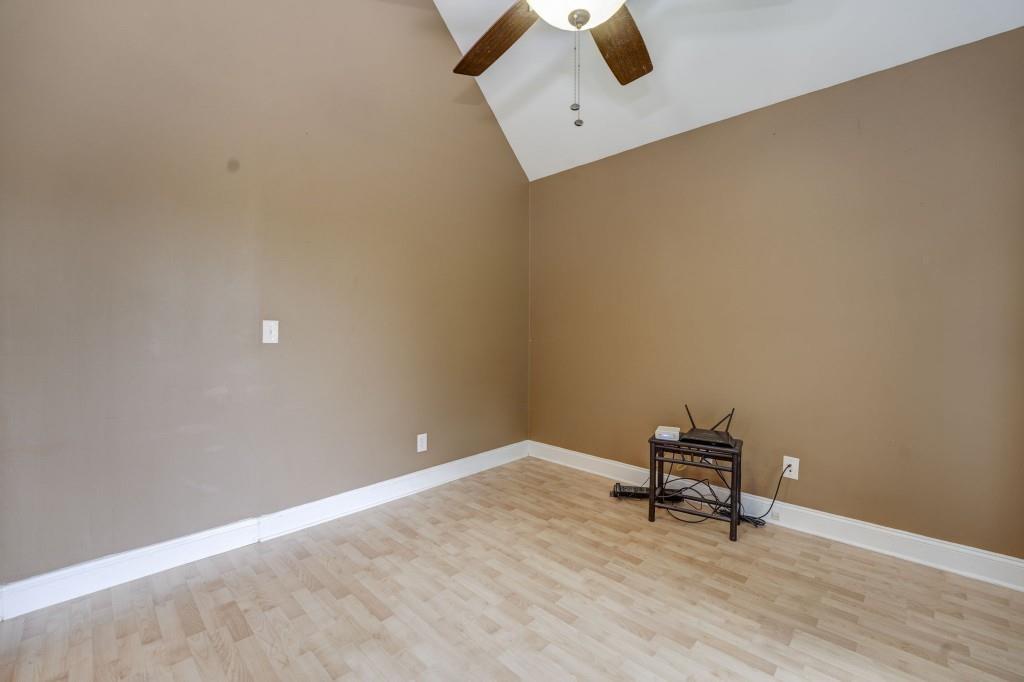 22 Valley Creek Drive SW