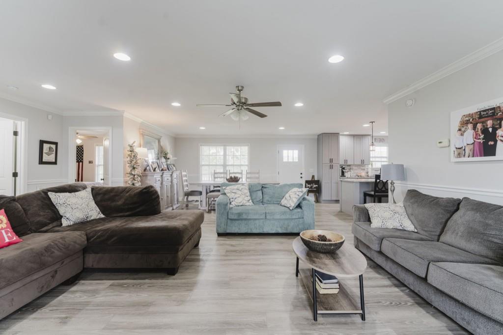 336 Evergreen Road NE