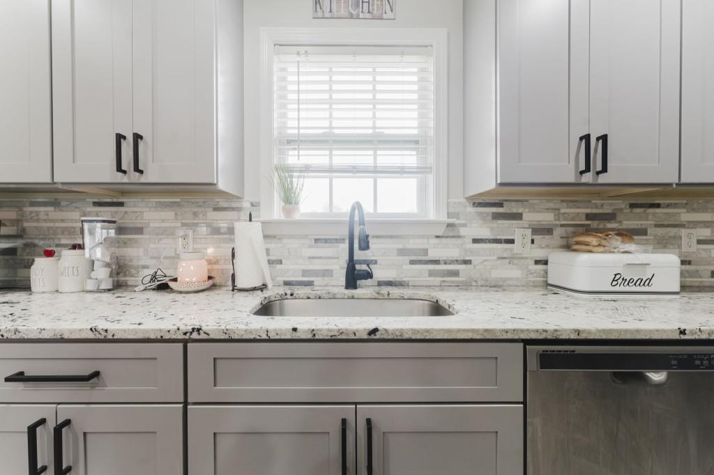 336 Evergreen Road NE