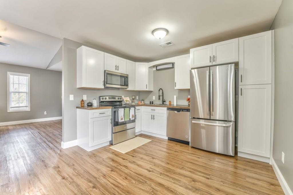 128 Summerfield Lane