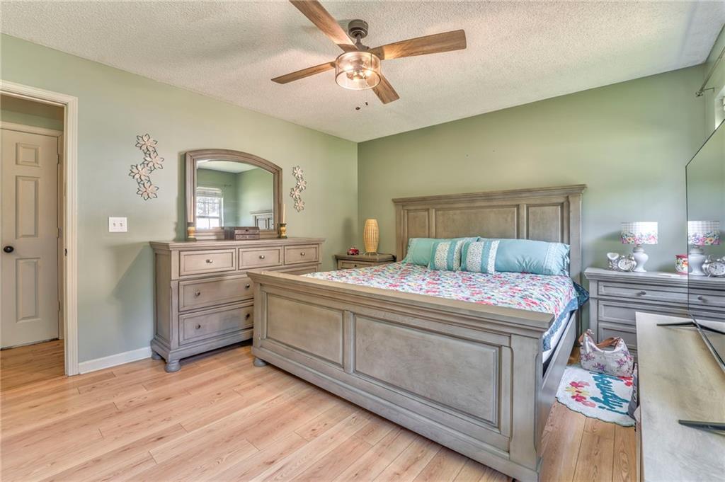 144 Brody Drive NE