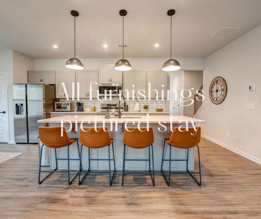 121 Waterside Ridge