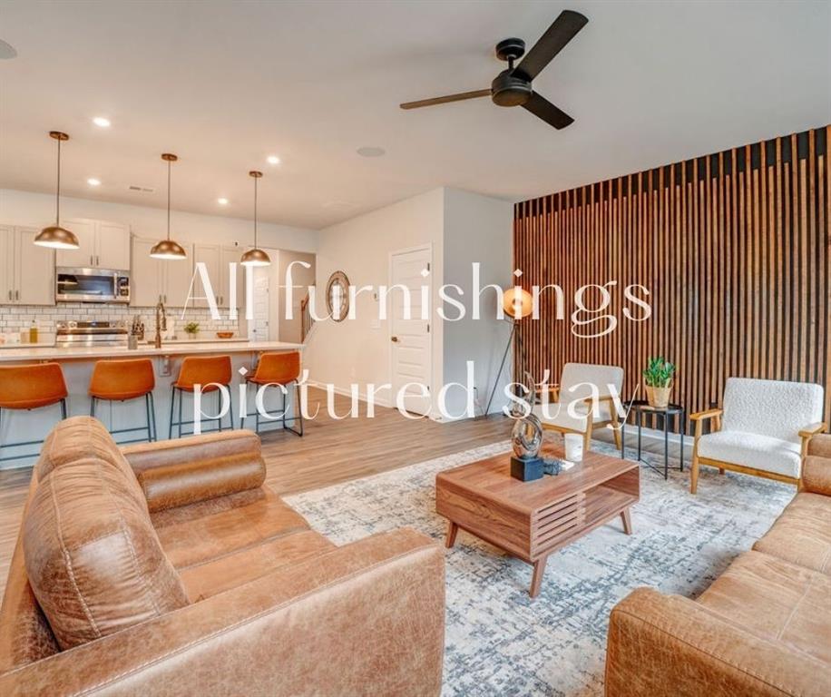 121 Waterside Ridge