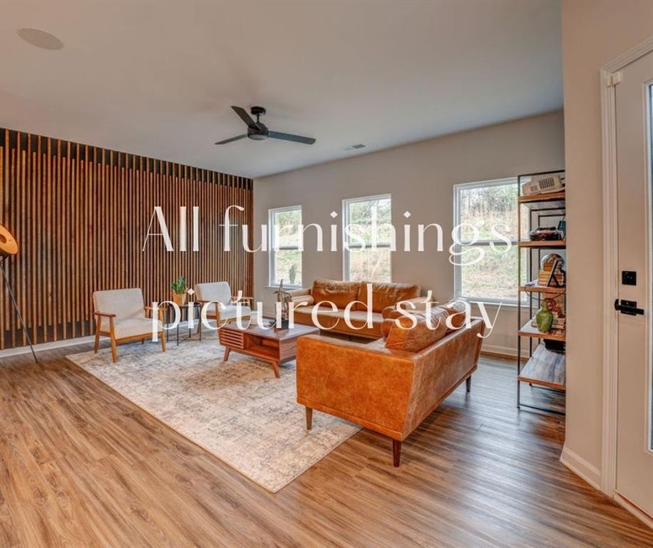 121 Waterside Ridge
